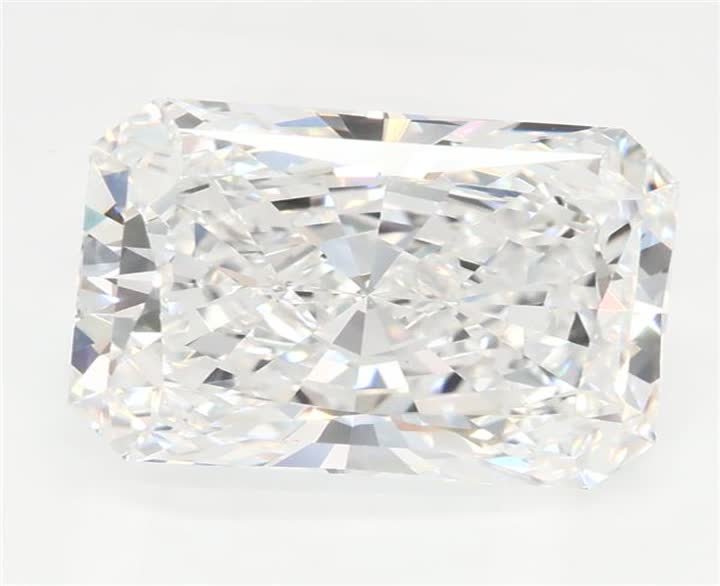 2.65 CT Radiant Lab-Grown Diamond Surrey Vancouver Canada Langley Burnaby Richmond
