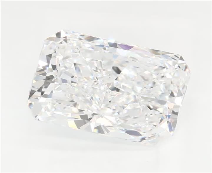 1.61 CT Radiant Lab-Grown Diamond Surrey Vancouver Canada Langley Burnaby Richmond