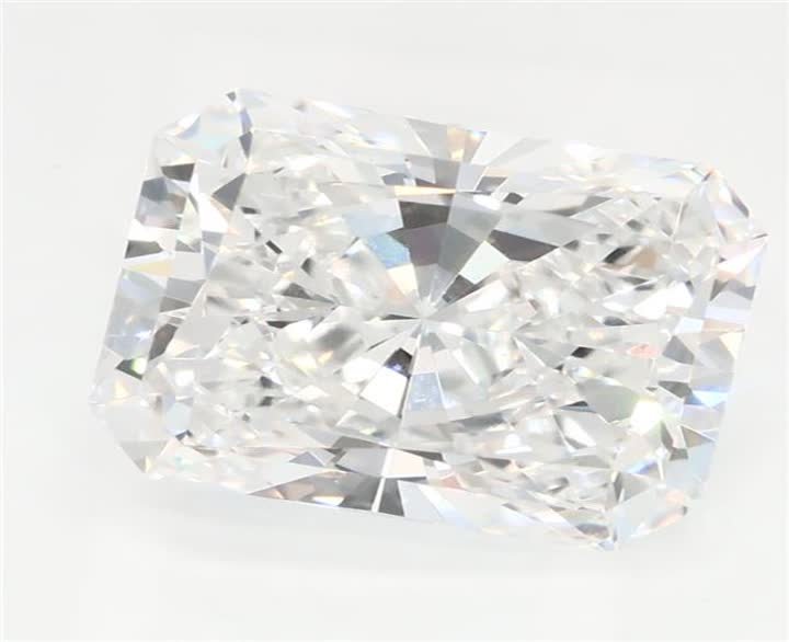 2.61 CT Radiant Lab-Grown Diamond Surrey Vancouver Canada Langley Burnaby Richmond
