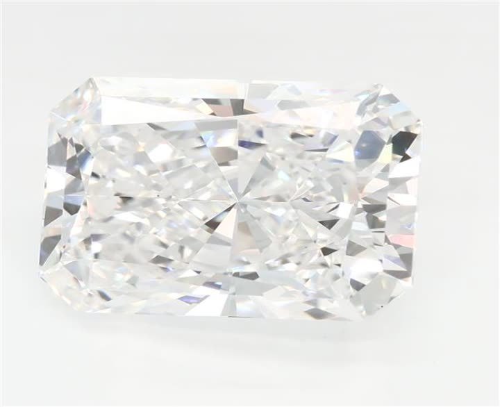 4.38 CT Radiant Lab-Grown Diamond Surrey Vancouver Canada Langley Burnaby Richmond
