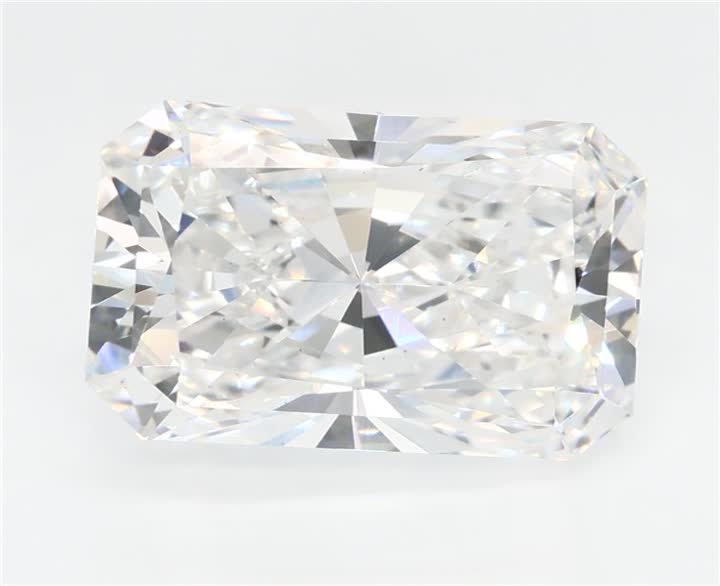 3.84 CT Radiant Lab-Grown Diamond Surrey Vancouver Canada Langley Burnaby Richmond