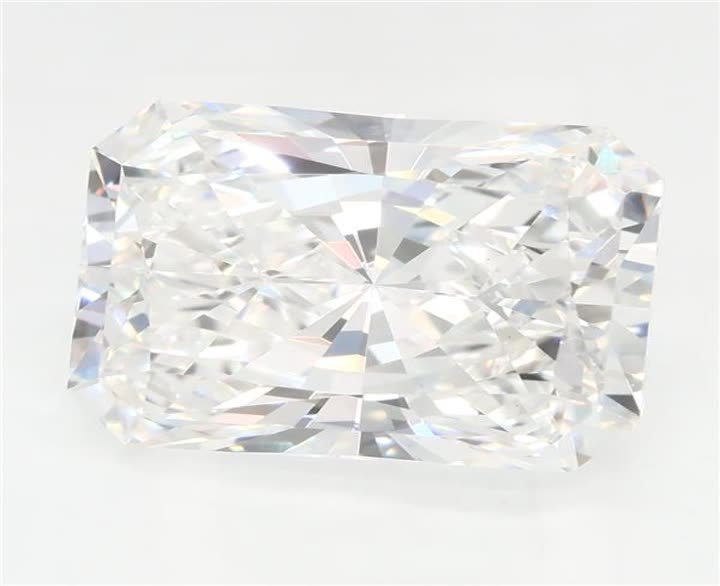 3.21 CT Radiant Lab-Grown Diamond Surrey Vancouver Canada Langley Burnaby Richmond