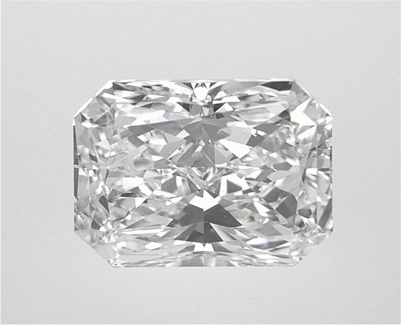3.4 CT Radiant Natural Diamond Surrey Vancouver Canada Langley Burnaby Richmond
