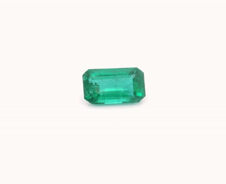 1 Carat Emerald Cut Diamond