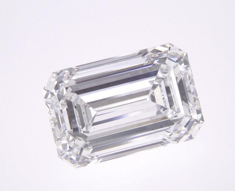 3.21 CT Emerald Lab-Grown Diamond Surrey Vancouver Canada Langley Burnaby Richmond