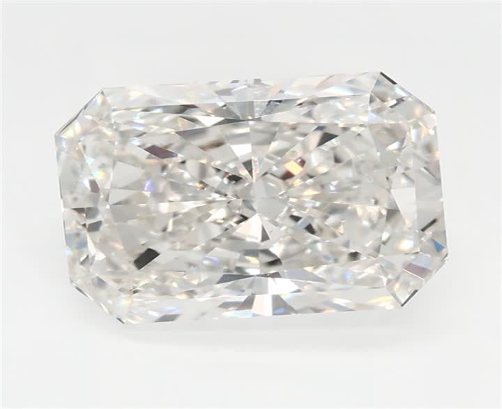 2.56 CT Radiant Lab-Grown Diamond Surrey Vancouver Canada Langley Burnaby Richmond
