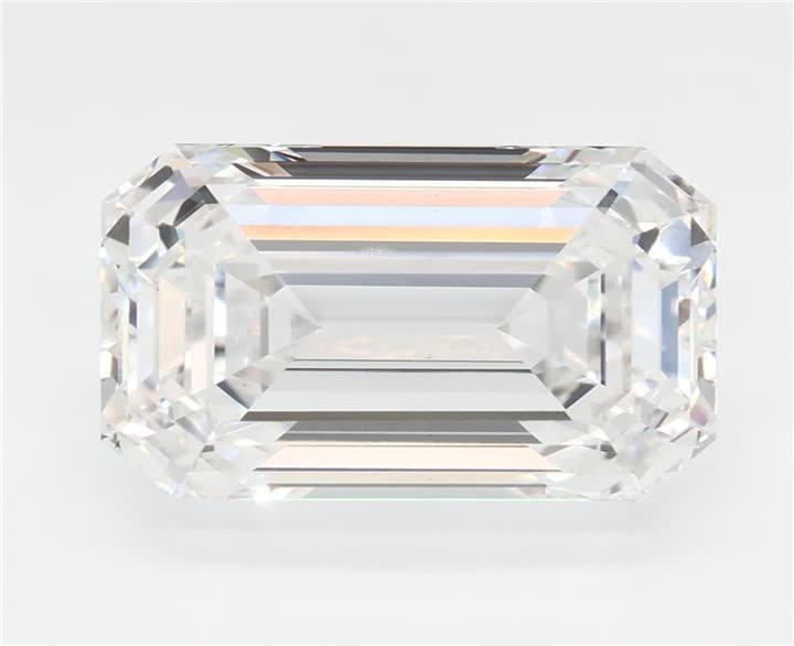 4.08 CT Emerald Lab-Grown Diamond Surrey Vancouver Canada Langley Burnaby Richmond