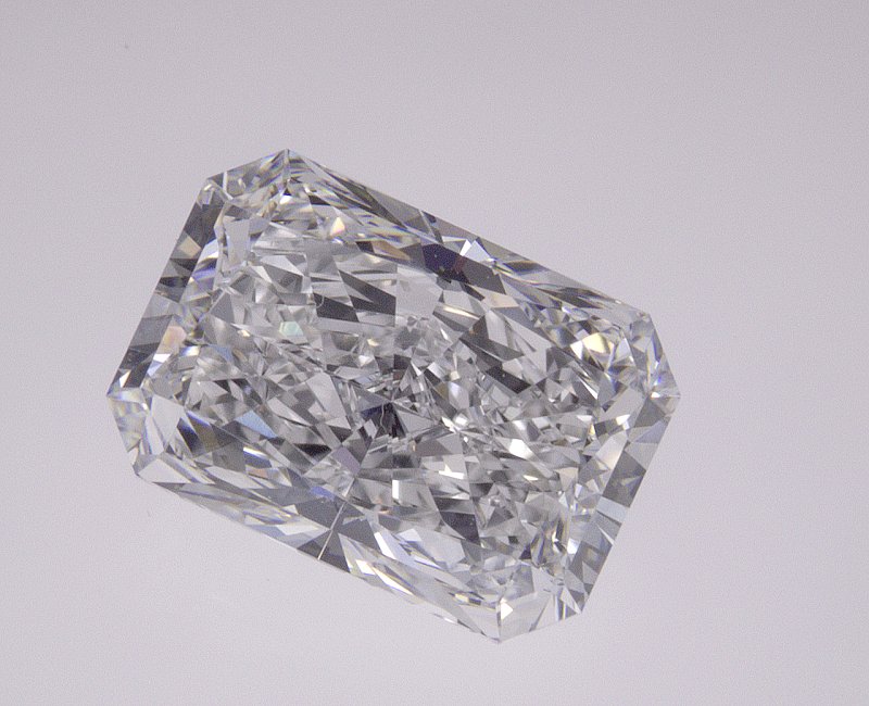 2.6 CT Radiant Lab-Grown Diamond Surrey Vancouver Canada Langley Burnaby Richmond