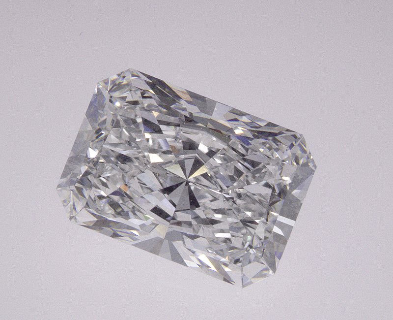 2.59 CT Radiant Lab-Grown Diamond Surrey Vancouver Canada Langley Burnaby Richmond