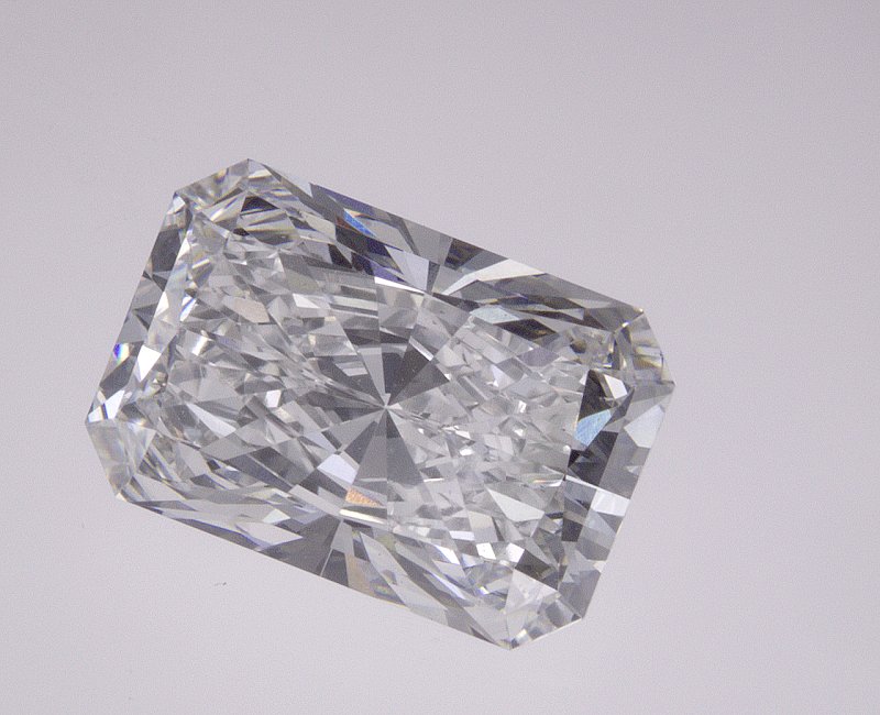 3.05 CT Radiant Lab-Grown Diamond Surrey Vancouver Canada Langley Burnaby Richmond