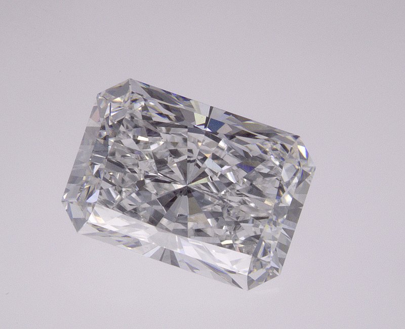 2.09 CT Radiant Lab-Grown Diamond Surrey Vancouver Canada Langley Burnaby Richmond