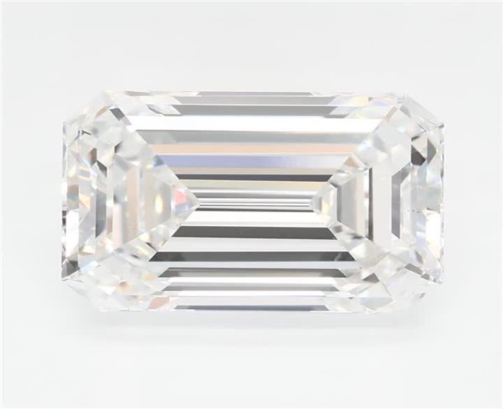 3.04 CT Emerald Lab-Grown Diamond Surrey Vancouver Canada Langley Burnaby Richmond