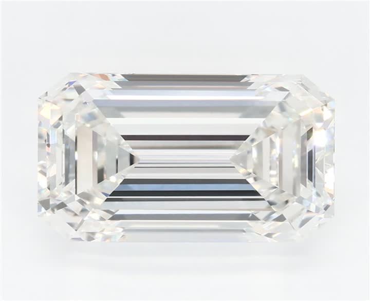 3.88 CT Emerald Lab-Grown Diamond Surrey Vancouver Canada Langley Burnaby Richmond