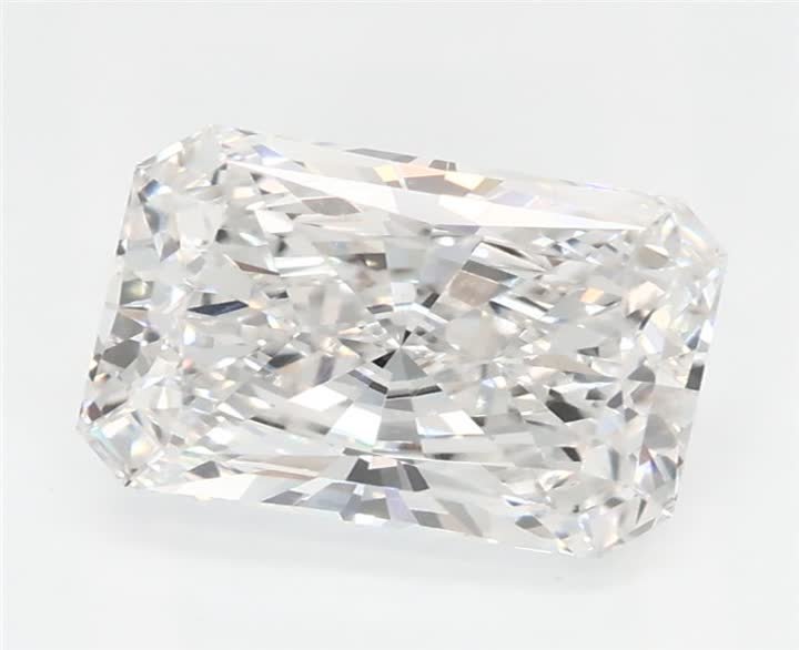 1.37 CT Radiant Lab-Grown Diamond Surrey Vancouver Canada Langley Burnaby Richmond