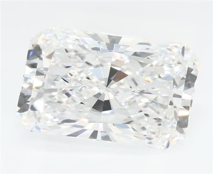 2.64 CT Radiant Lab-Grown Diamond Surrey Vancouver Canada Langley Burnaby Richmond
