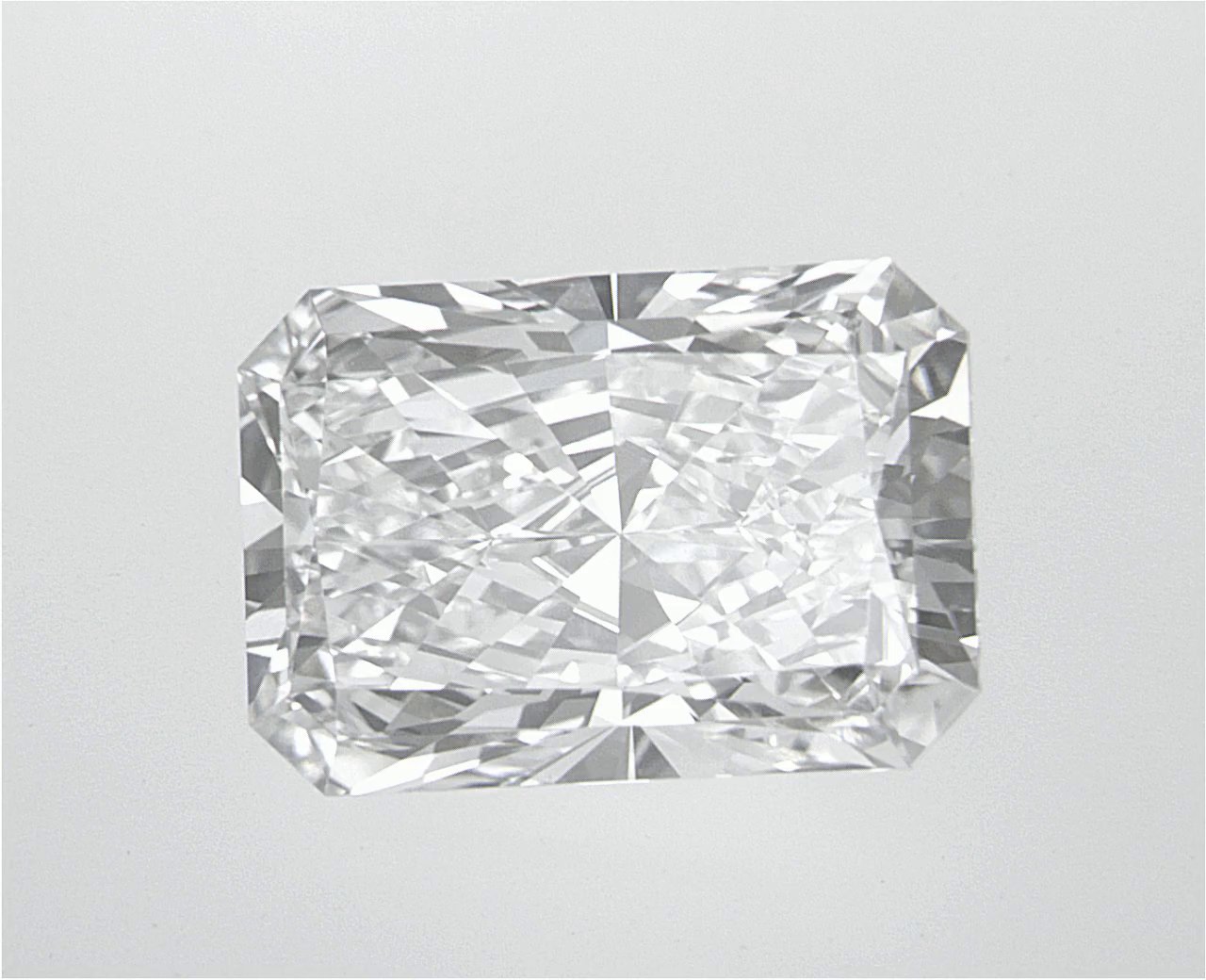 3.08 CT Radiant Lab-Grown Diamond Surrey Vancouver Canada Langley Burnaby Richmond