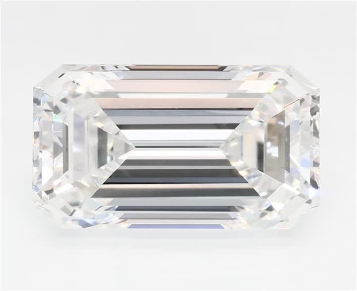 4.02 CT Emerald Lab-Grown Diamond Surrey Vancouver Canada Langley Burnaby Richmond