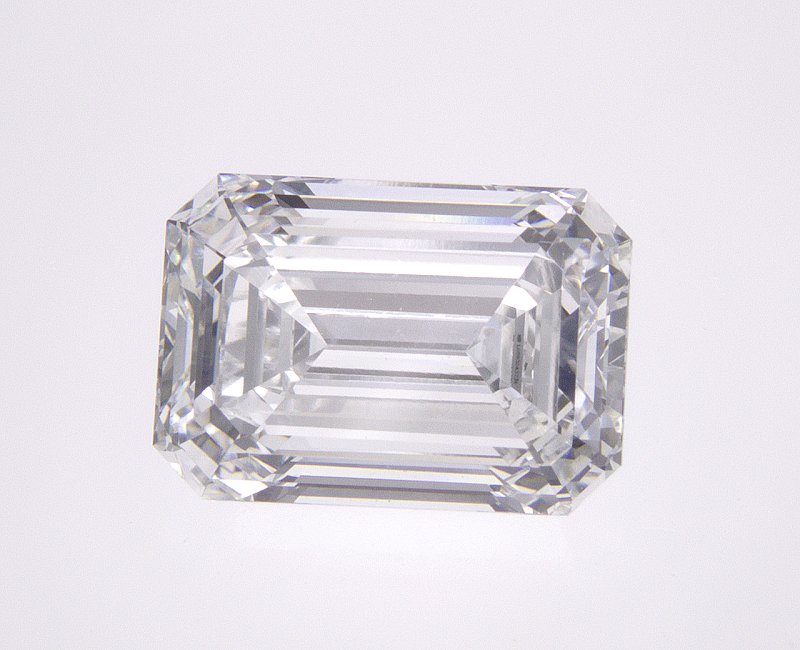 2.56 CT Emerald Lab-Grown Diamond Surrey Vancouver Canada Langley Burnaby Richmond