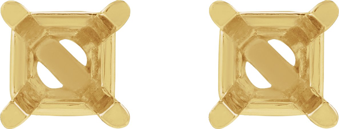Square 4-Prong Lightweight Stud Earrings