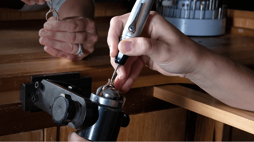 Bench Jeweler Training at Stuller