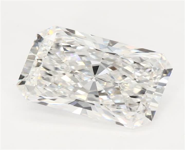 3.93 CT Radiant Lab-Grown Diamond Surrey Vancouver Canada Langley Burnaby Richmond