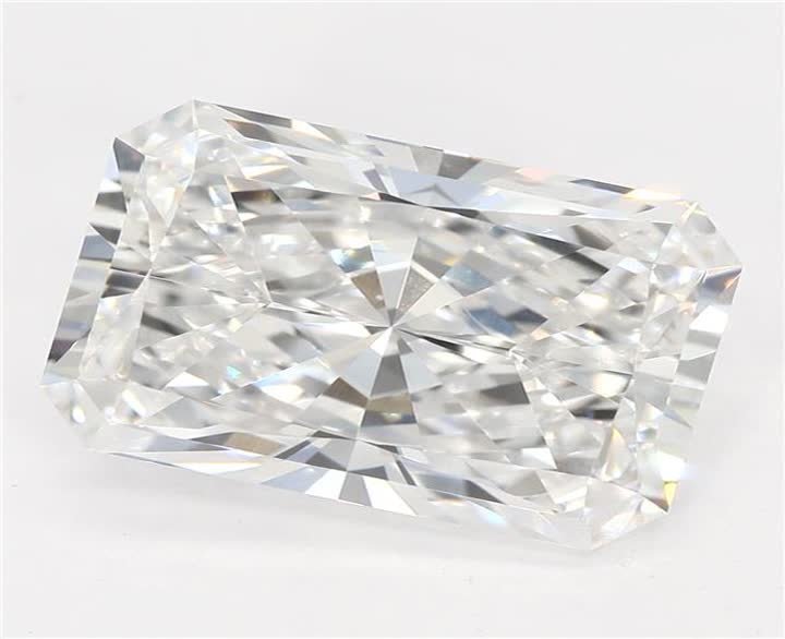 3.27 CT Radiant Lab-Grown Diamond Surrey Vancouver Canada Langley Burnaby Richmond