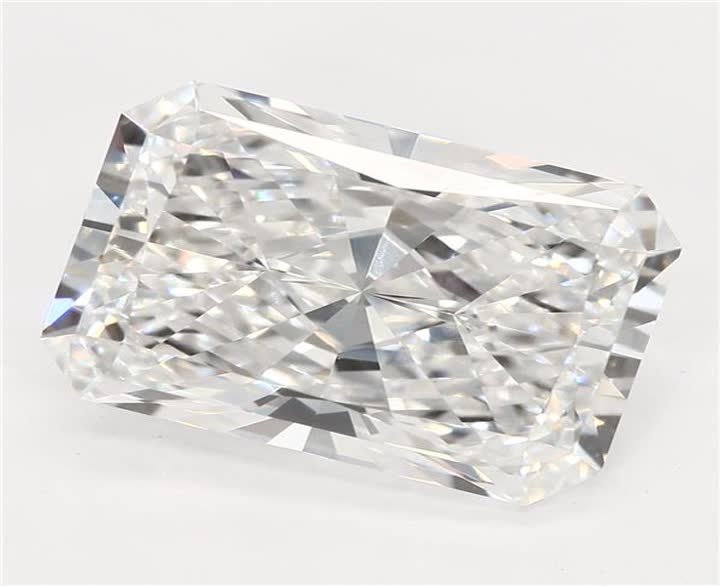 2.53 CT Radiant Lab-Grown Diamond Surrey Vancouver Canada Langley Burnaby Richmond