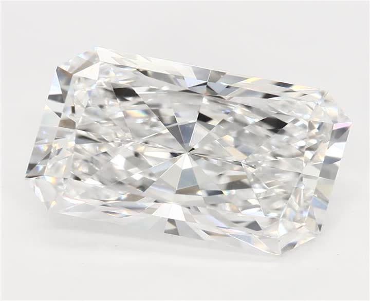 2.76 CT Radiant Lab-Grown Diamond Surrey Vancouver Canada Langley Burnaby Richmond