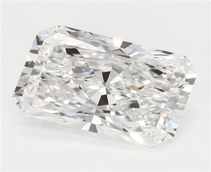 3.5 CT Radiant Lab-Grown Diamond Surrey Vancouver Canada Langley Burnaby Richmond