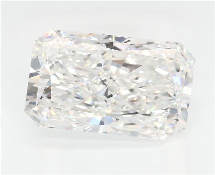 2.08 CT Radiant Lab-Grown Diamond Surrey Vancouver Canada Langley Burnaby Richmond