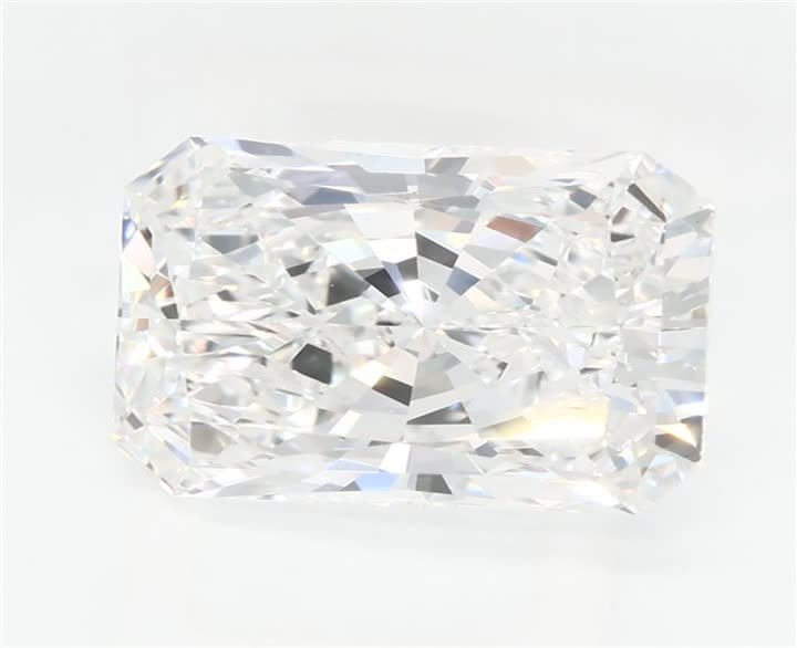 2.74 CT Radiant Lab-Grown Diamond Surrey Vancouver Canada Langley Burnaby Richmond