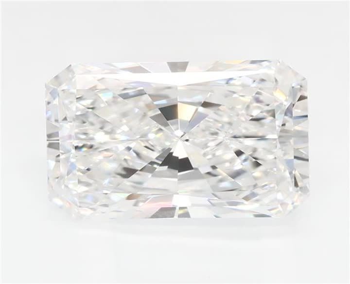 2.79 CT Radiant Lab-Grown Diamond Surrey Vancouver Canada Langley Burnaby Richmond