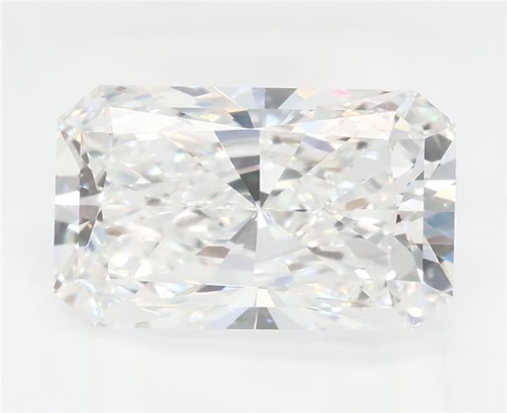 2.47 CT Radiant Lab-Grown Diamond Surrey Vancouver Canada Langley Burnaby Richmond