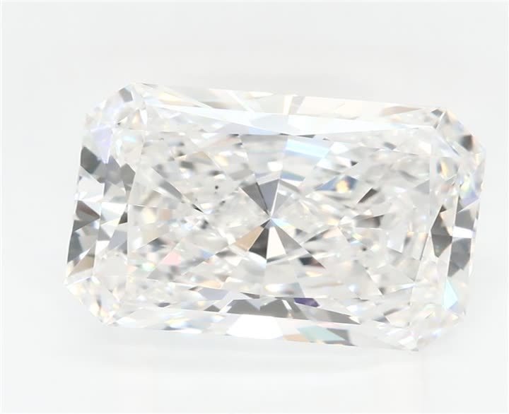 3.24 CT Radiant Lab-Grown Diamond Surrey Vancouver Canada Langley Burnaby Richmond