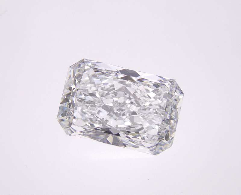 2.08 CT Radiant Lab-Grown Diamond Surrey Vancouver Canada Langley Burnaby Richmond