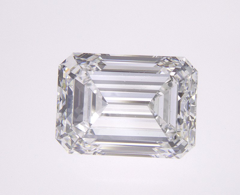 2.2 CT Emerald Natural Diamond Surrey Vancouver Canada Langley Burnaby Richmond