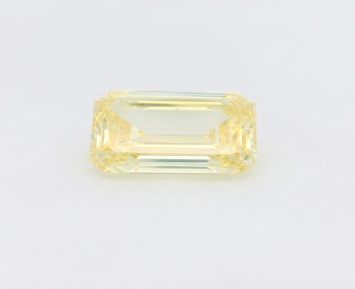 3.53 CT Emerald Lab-Grown Diamond Surrey Vancouver Canada Langley Burnaby Richmond