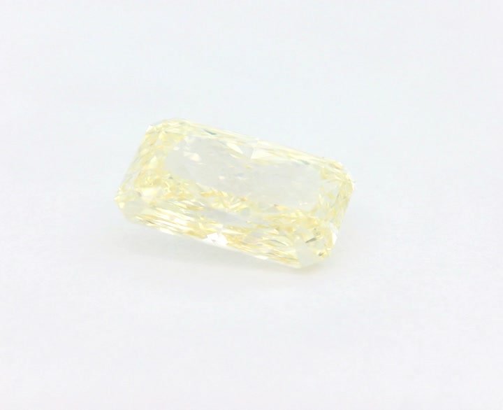 3.26 CT Radiant Lab-Grown Diamond Surrey Vancouver Canada Langley Burnaby Richmond