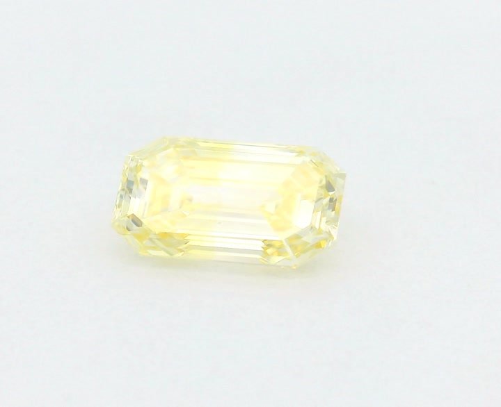 1.03 CT Emerald Lab-Grown Diamond Surrey Vancouver Canada Langley Burnaby Richmond