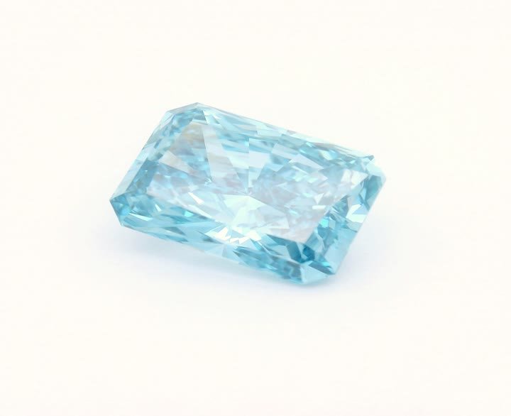 4.02 CT Radiant Lab-Grown Diamond Surrey Vancouver Canada Langley Burnaby Richmond