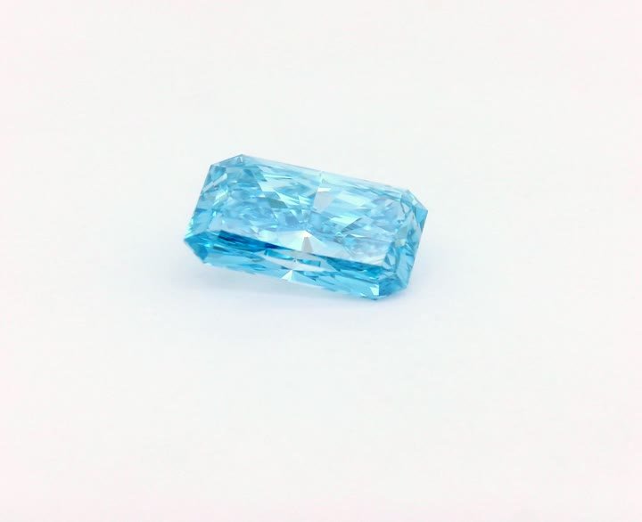 1.36 CT Radiant Lab-Grown Diamond Surrey Vancouver Canada Langley Burnaby Richmond