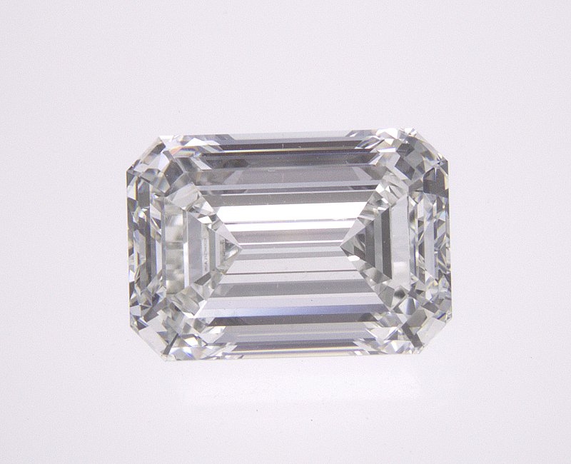 2.01 CT Emerald Natural Diamond Surrey Vancouver Canada Langley Burnaby Richmond