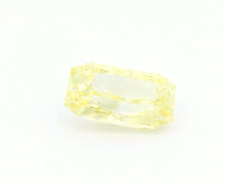 1.5 CT Radiant Lab-Grown Diamond Surrey Vancouver Canada Langley Burnaby Richmond