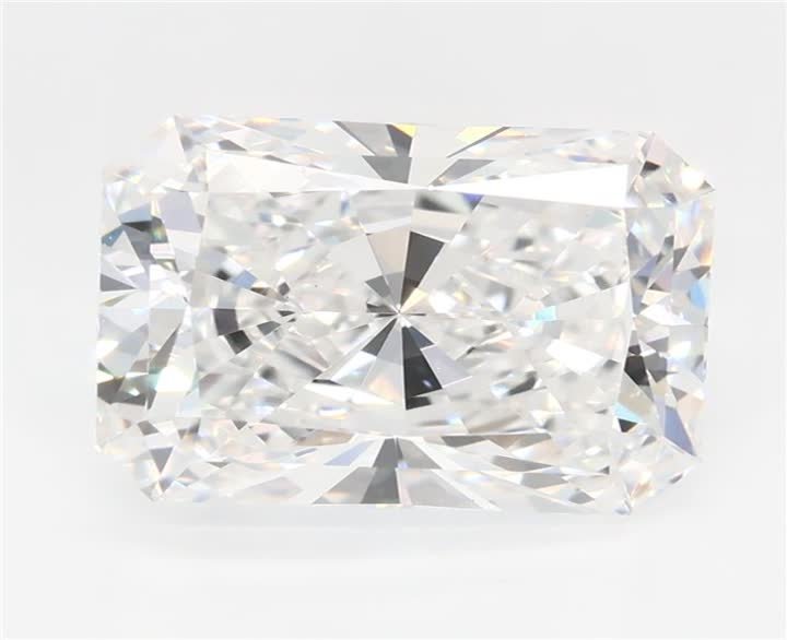 2.97 CT Radiant Lab-Grown Diamond Surrey Vancouver Canada Langley Burnaby Richmond