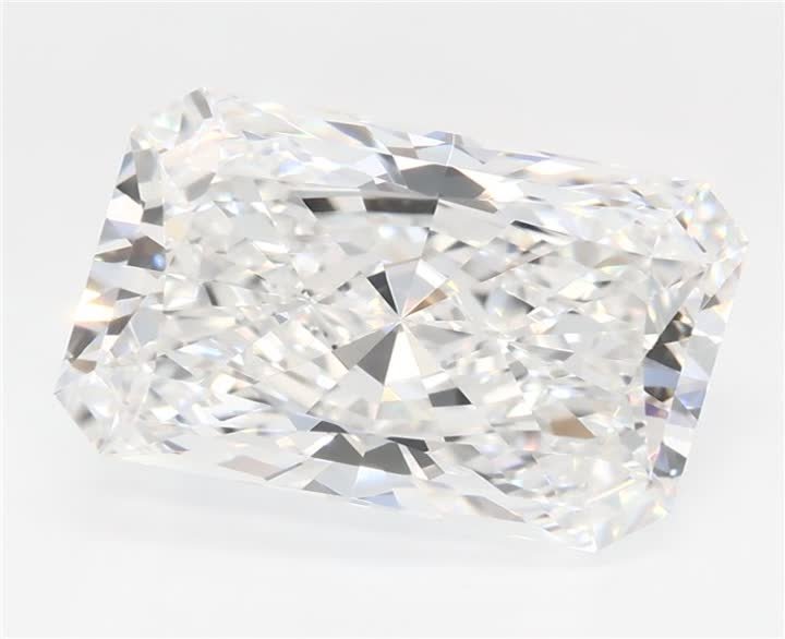 2.95 CT Radiant Lab-Grown Diamond Surrey Vancouver Canada Langley Burnaby Richmond