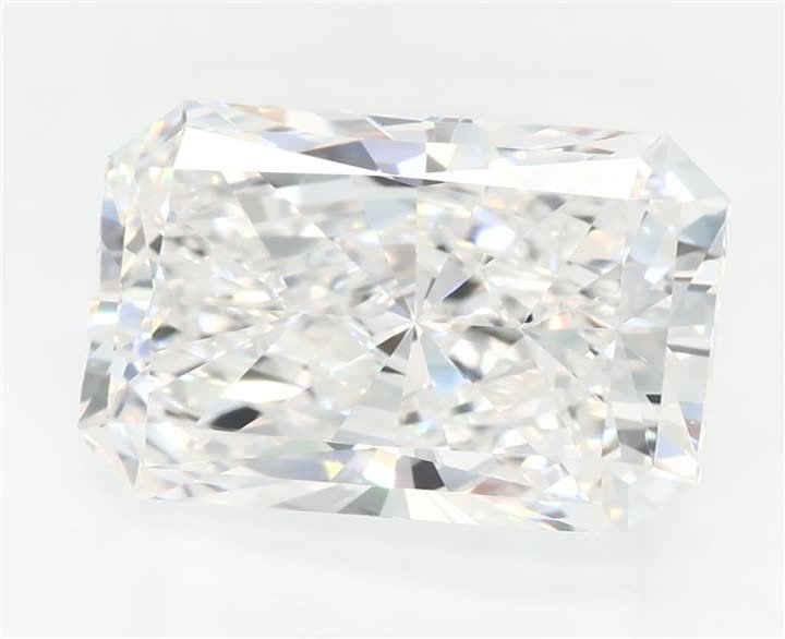 3.89 CT Radiant Lab-Grown Diamond Surrey Vancouver Canada Langley Burnaby Richmond