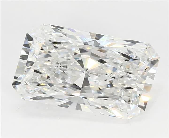 2.99 CT Radiant Lab-Grown Diamond Surrey Vancouver Canada Langley Burnaby Richmond