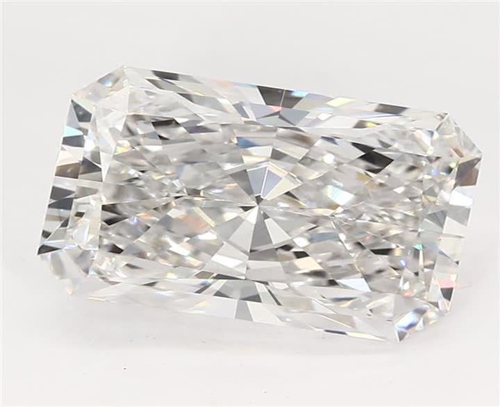 4.07 CT Radiant Lab-Grown Diamond Surrey Vancouver Canada Langley Burnaby Richmond