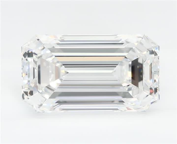 2.38 CT Emerald Lab-Grown Diamond Surrey Vancouver Canada Langley Burnaby Richmond