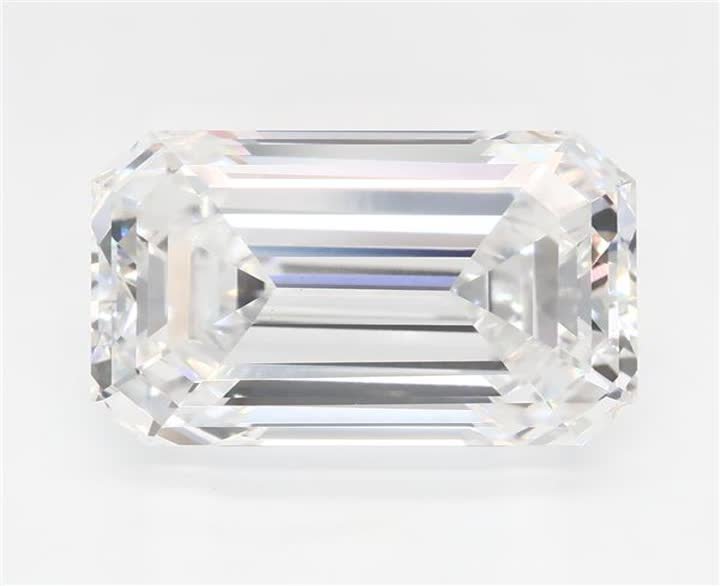 3.74 CT Emerald Lab-Grown Diamond Surrey Vancouver Canada Langley Burnaby Richmond